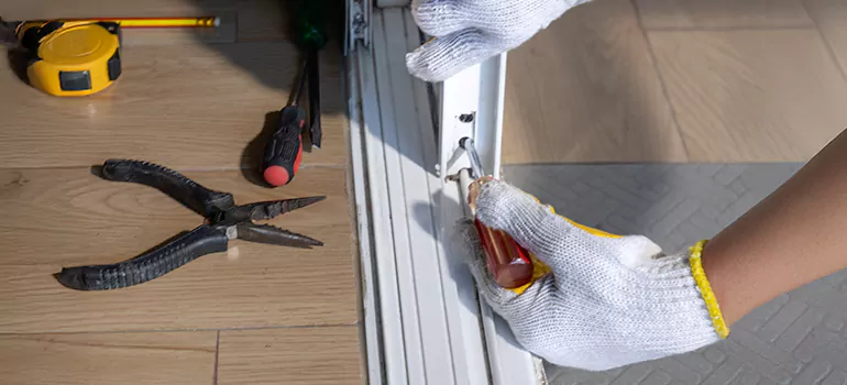 Sliding Glass Door Repair in Teston