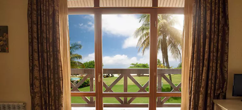 Residential Garden Window Enclosure Repair in Vaughan, Ontario